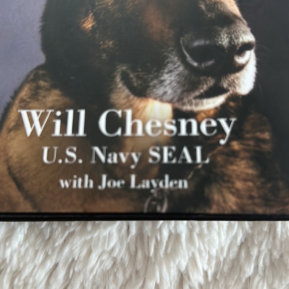 No Ordinary Dog - Picture 3 of 14